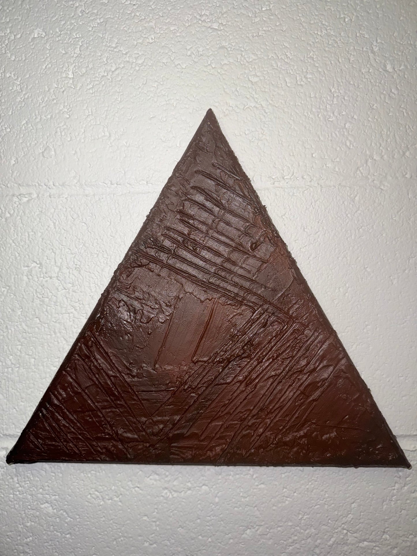 Textured triangle canvas